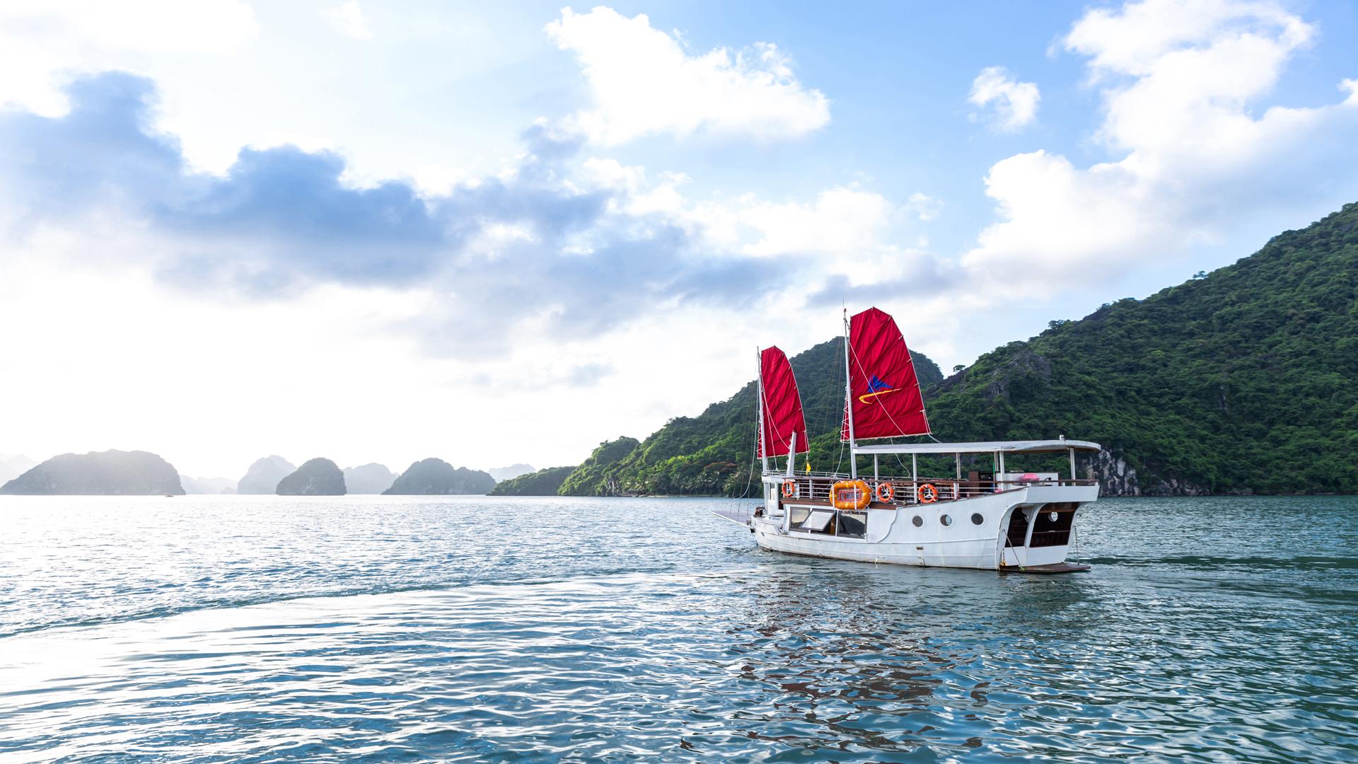 Amazing Sails Private Day Cruise In Bai Tu Long Bay
