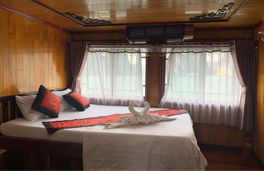 Croisière en baie Lan Ha sur Jonque Cat ba Ocean Cruise 2 jours 1 nuit