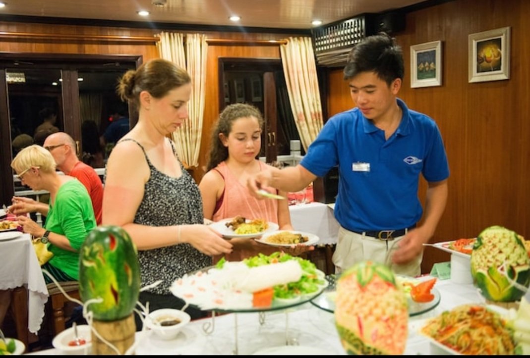 Kayaking Ha Long Bay On Royal Palace Cruise 3 Days 2 Nights