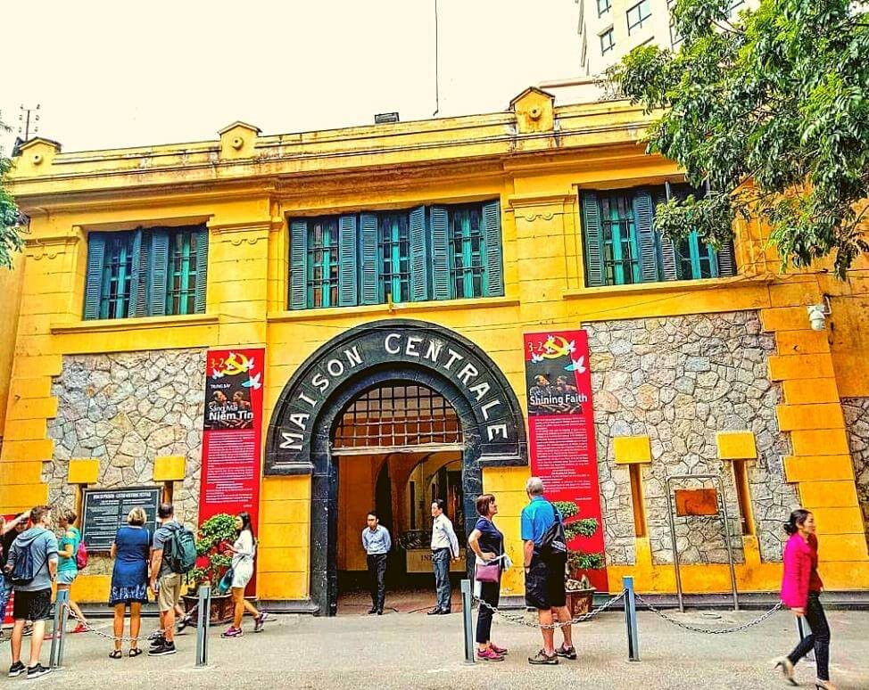 Half day Ha Noi City Tour with Train Street