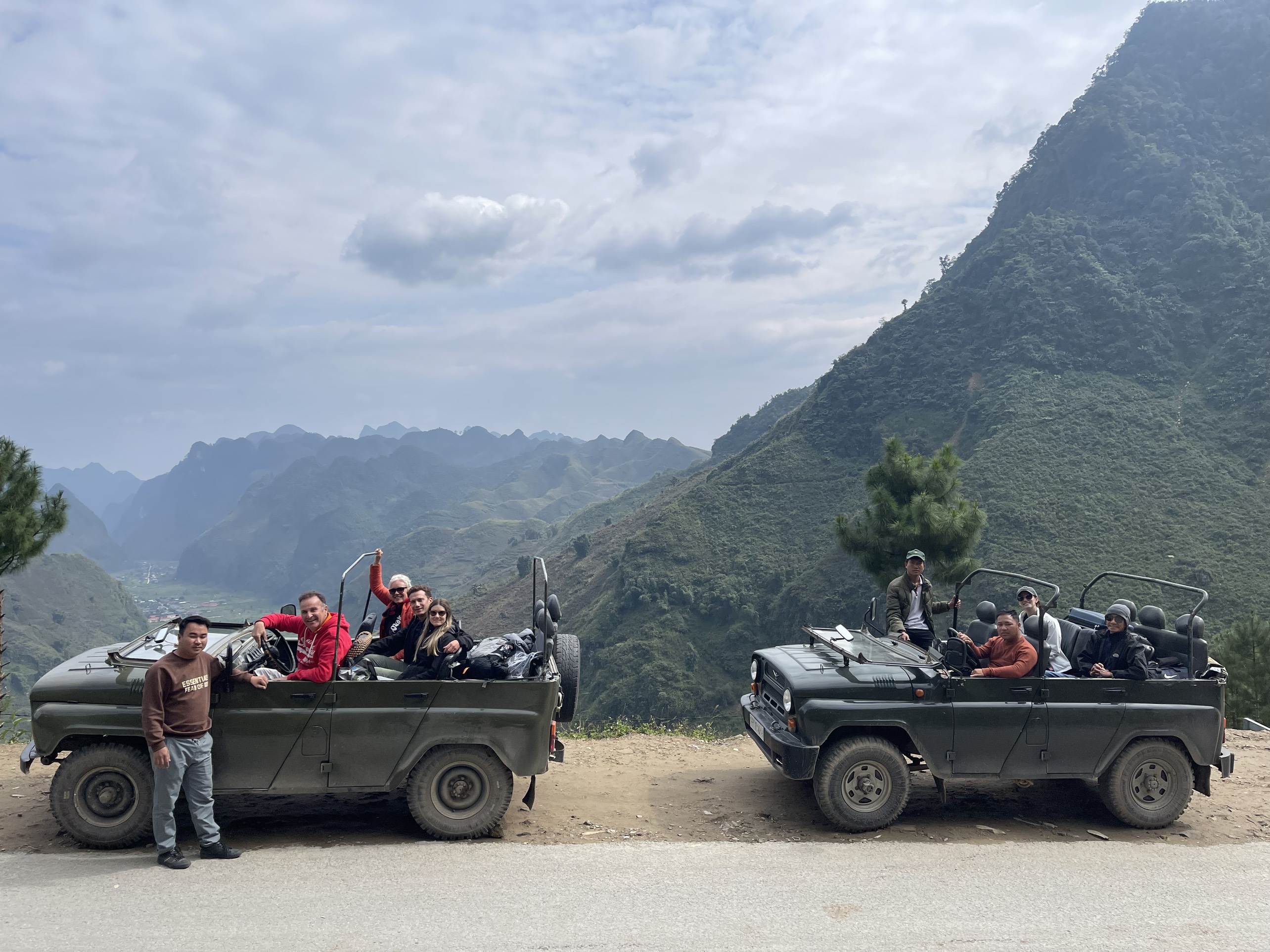 Ha Giang Jeep Tour 2 Days 1 Night