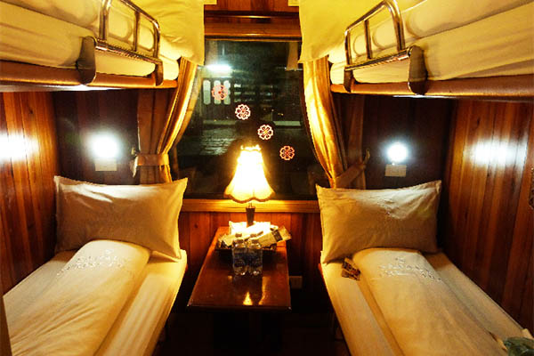 Amazing Hanoi - Trekking Sapa - Halong Bay Cruise 6 days 5 nights