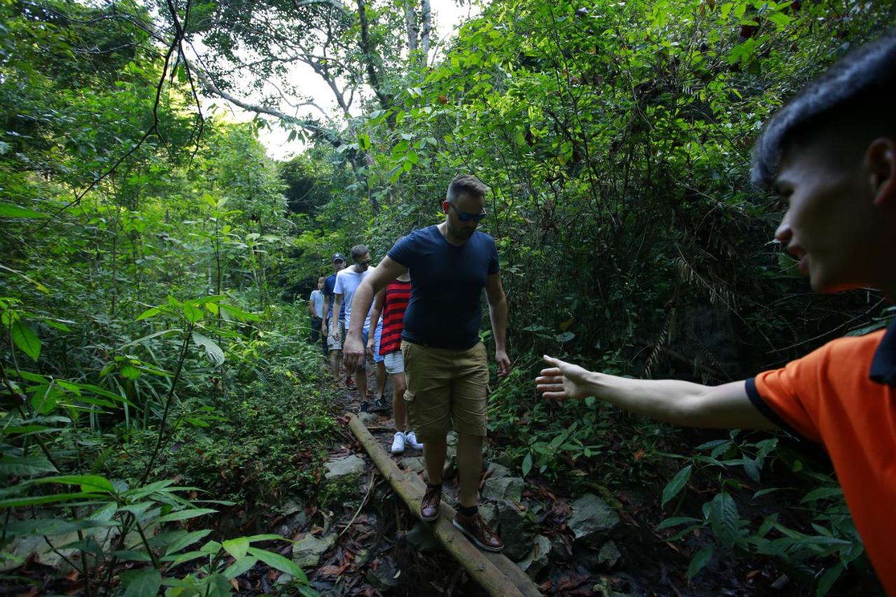 Experience Lan Ha Bay on Sunlight Boutique Cruise 3 Days